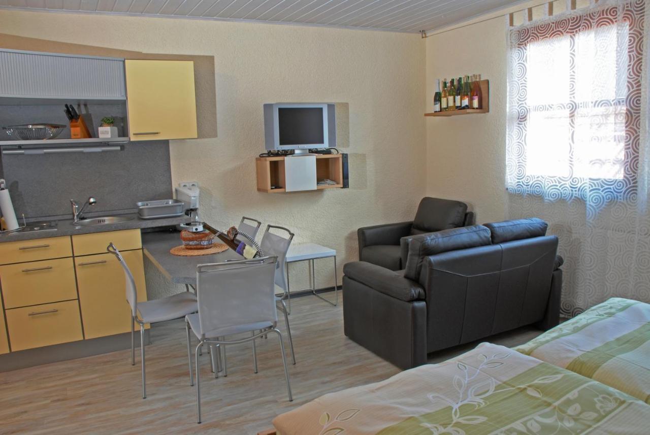 Ferienhaus & Weingut Am Steingebiss Billigheim-Ingenheim Esterno foto