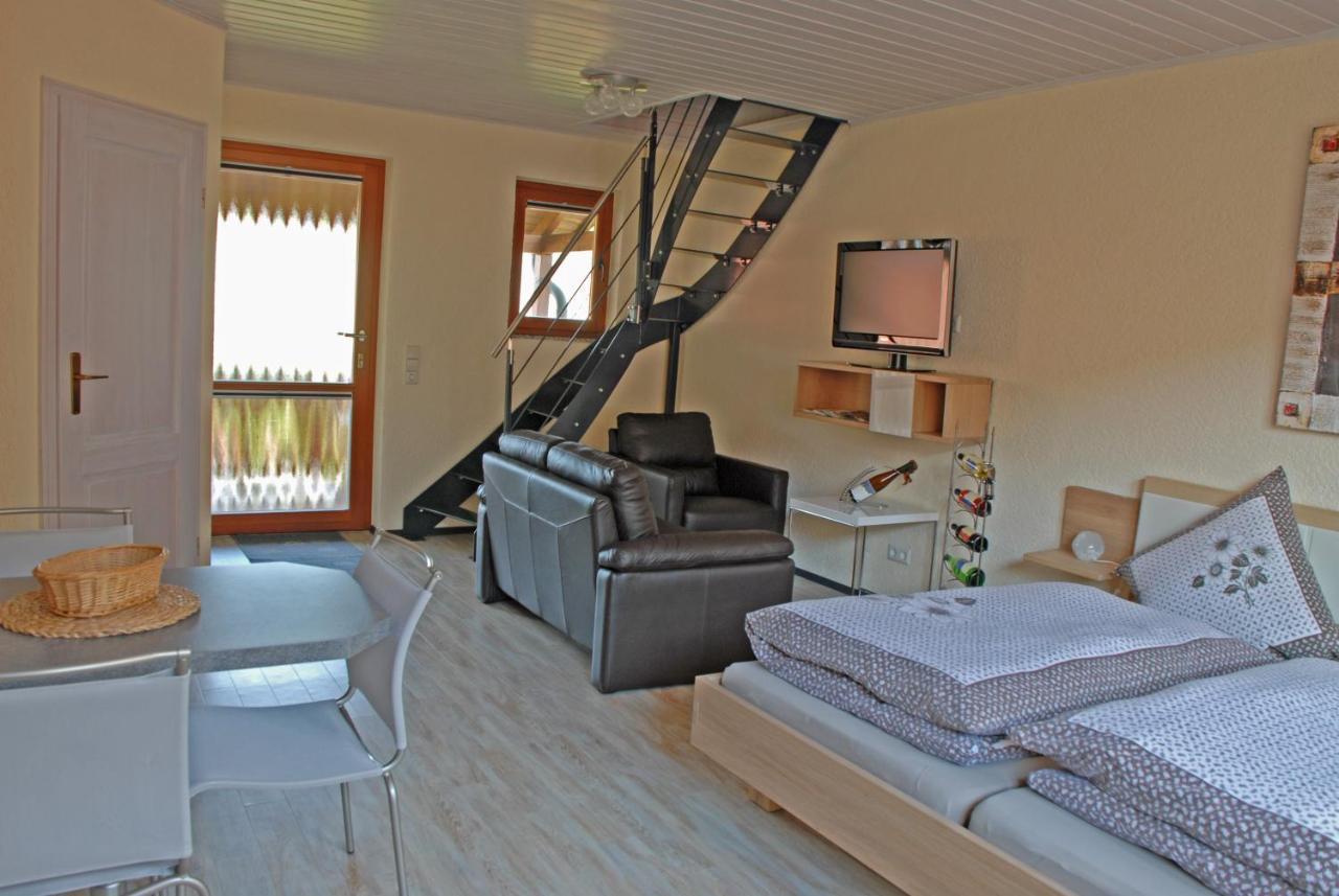 Ferienhaus & Weingut Am Steingebiss Billigheim-Ingenheim Esterno foto